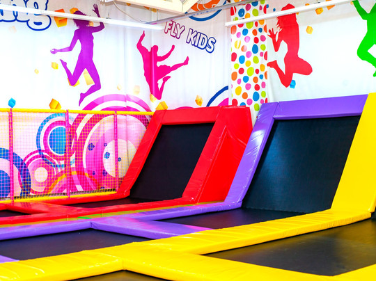 Fly Kids-利沃夫必去景点