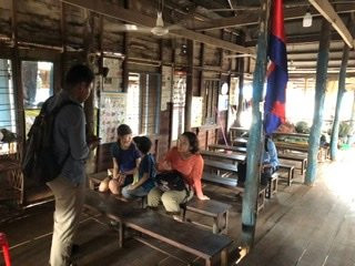 Community First: Kompong Khleang Floating Village Tours景点图片