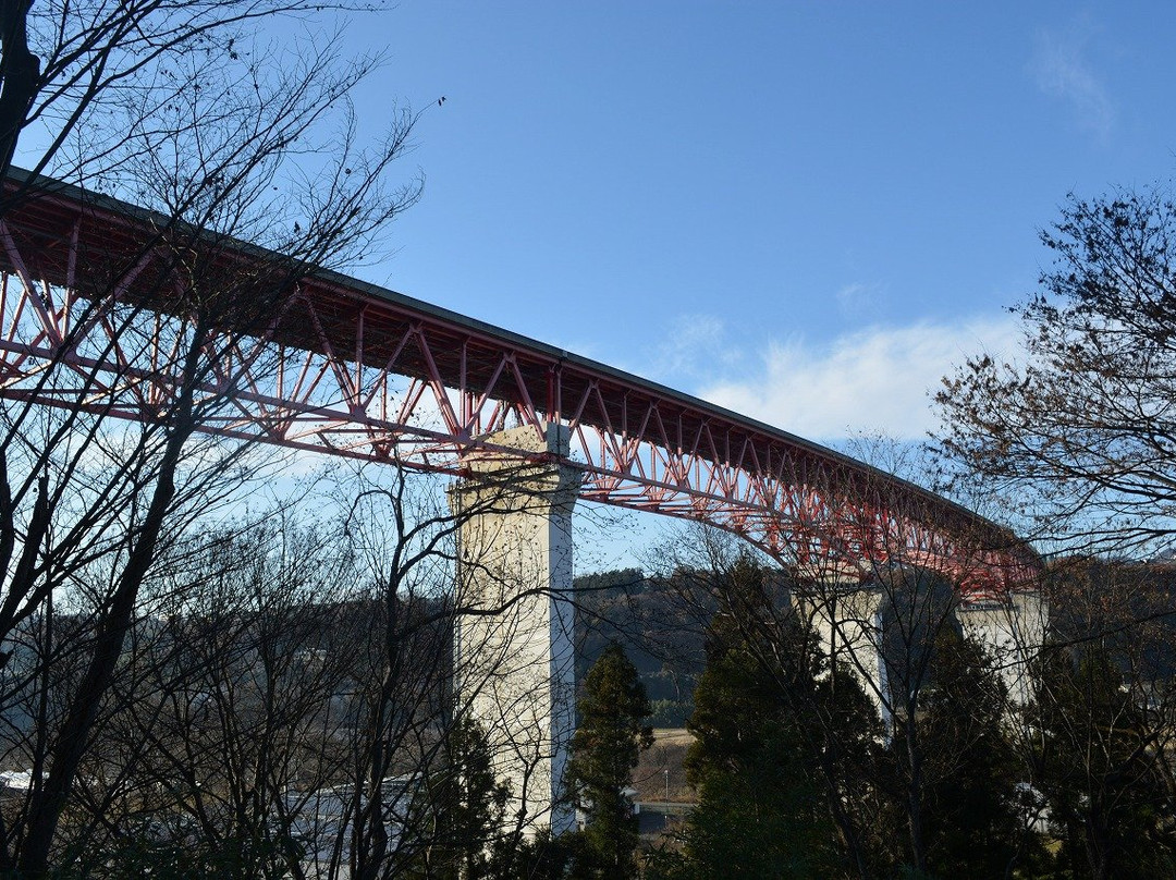 Manen Bridge景点图片