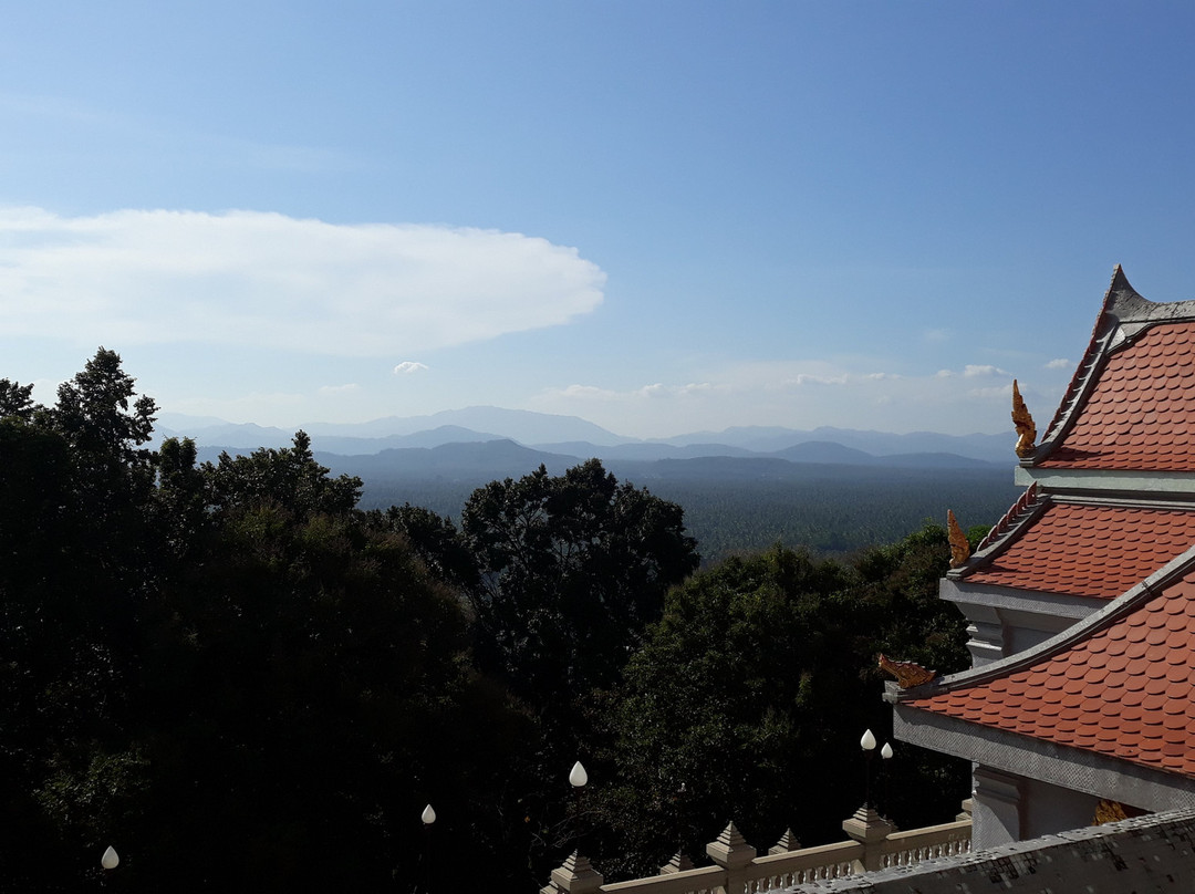 Wat Tang Sai Temple景点图片