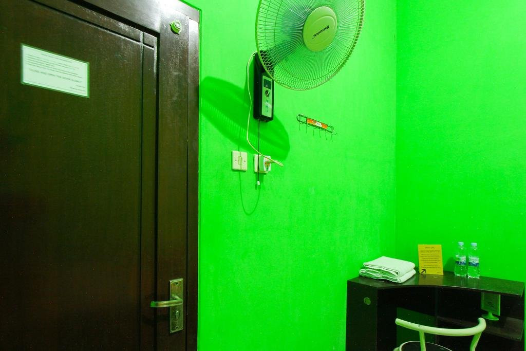 SPOT ON 1931 Kampung Osing Inn主图