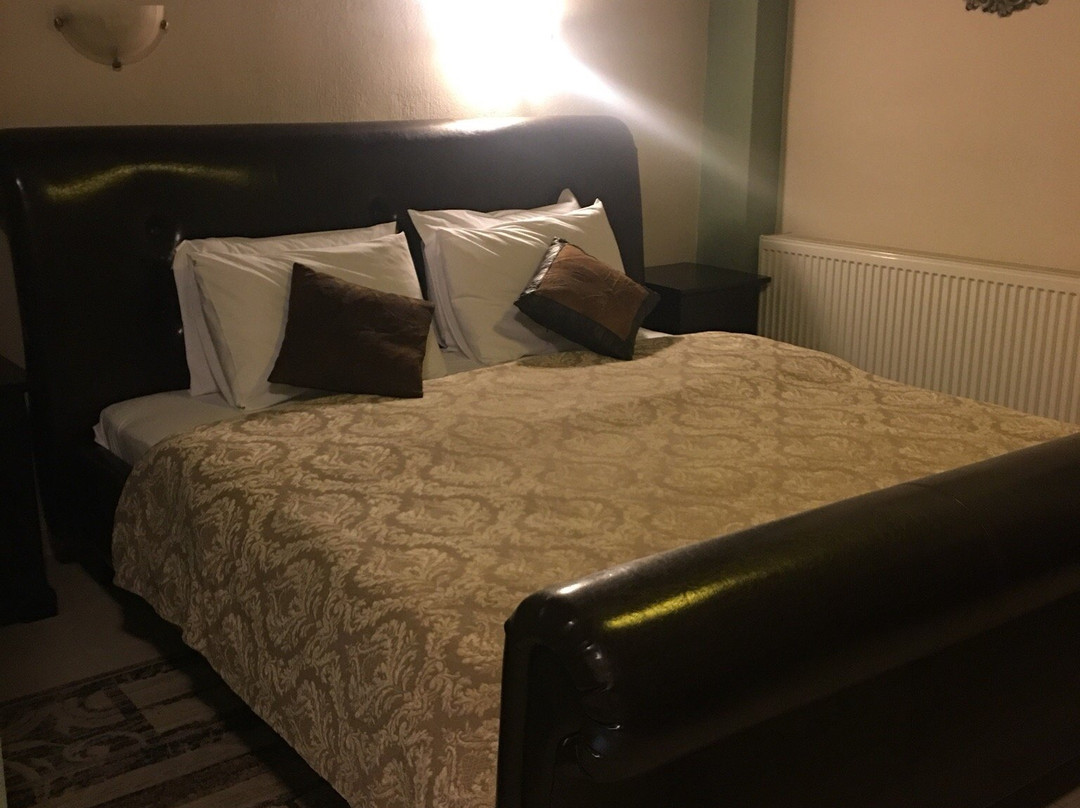 Paroraia Boutique Rooms主图