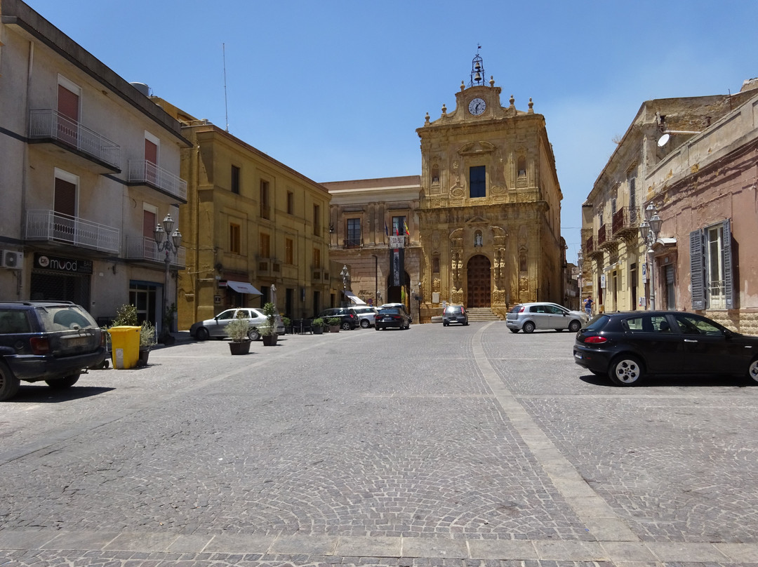Old town centre of Naro景点图片