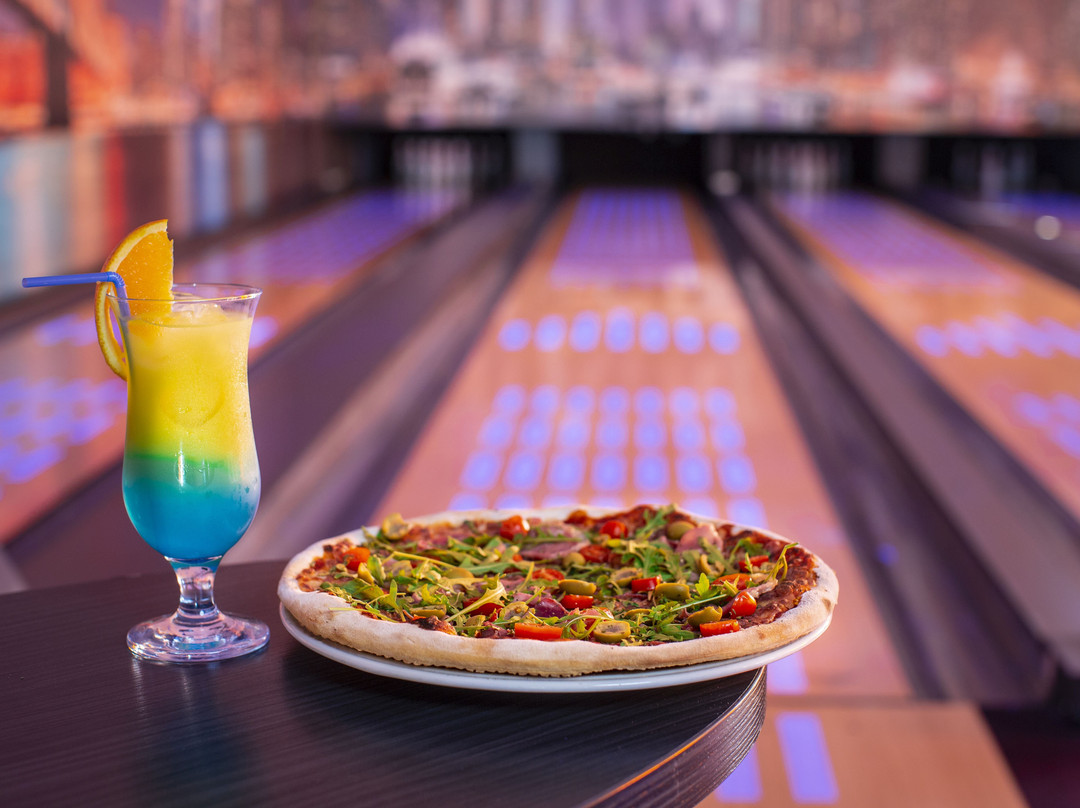 Alibi Bowling Alley景点图片