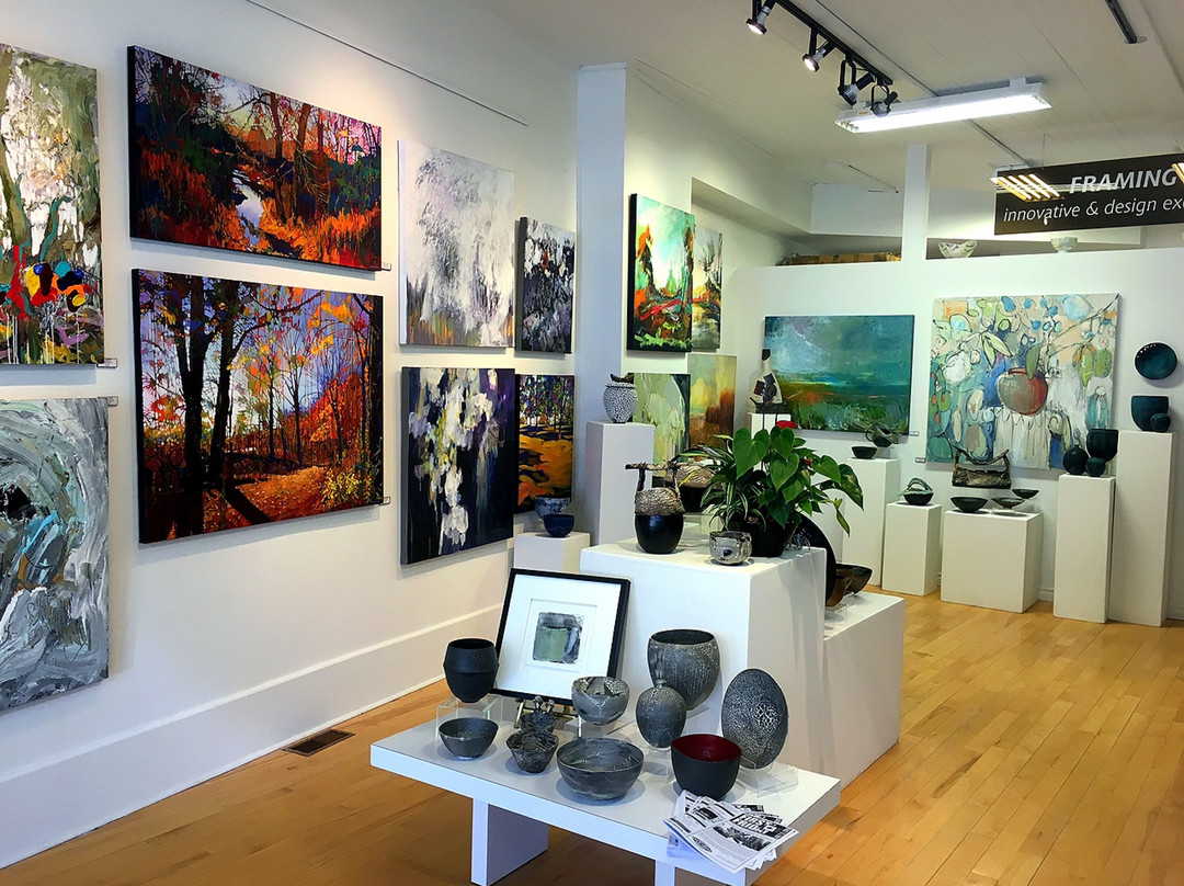 Artopia Gallery & Framing景点图片