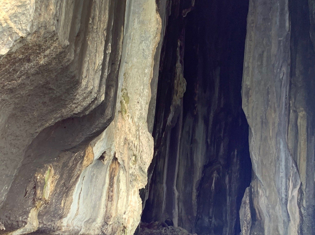 Cathedral Caves-爱妮岛必去景点