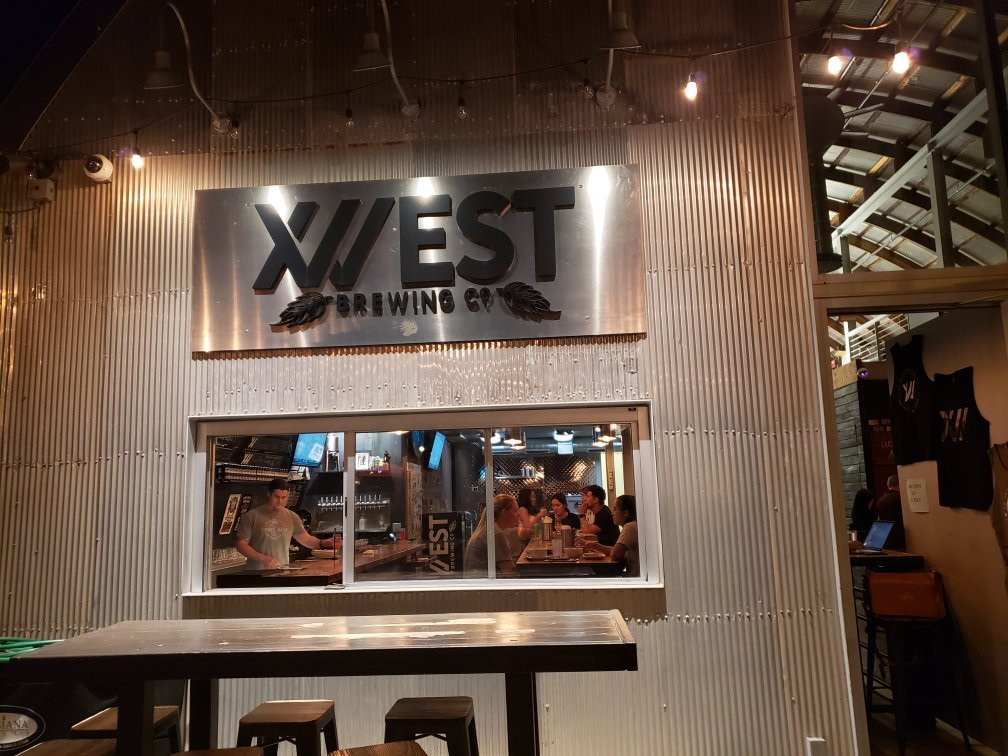 12 West Brewing Company-吉尔伯特必去景点