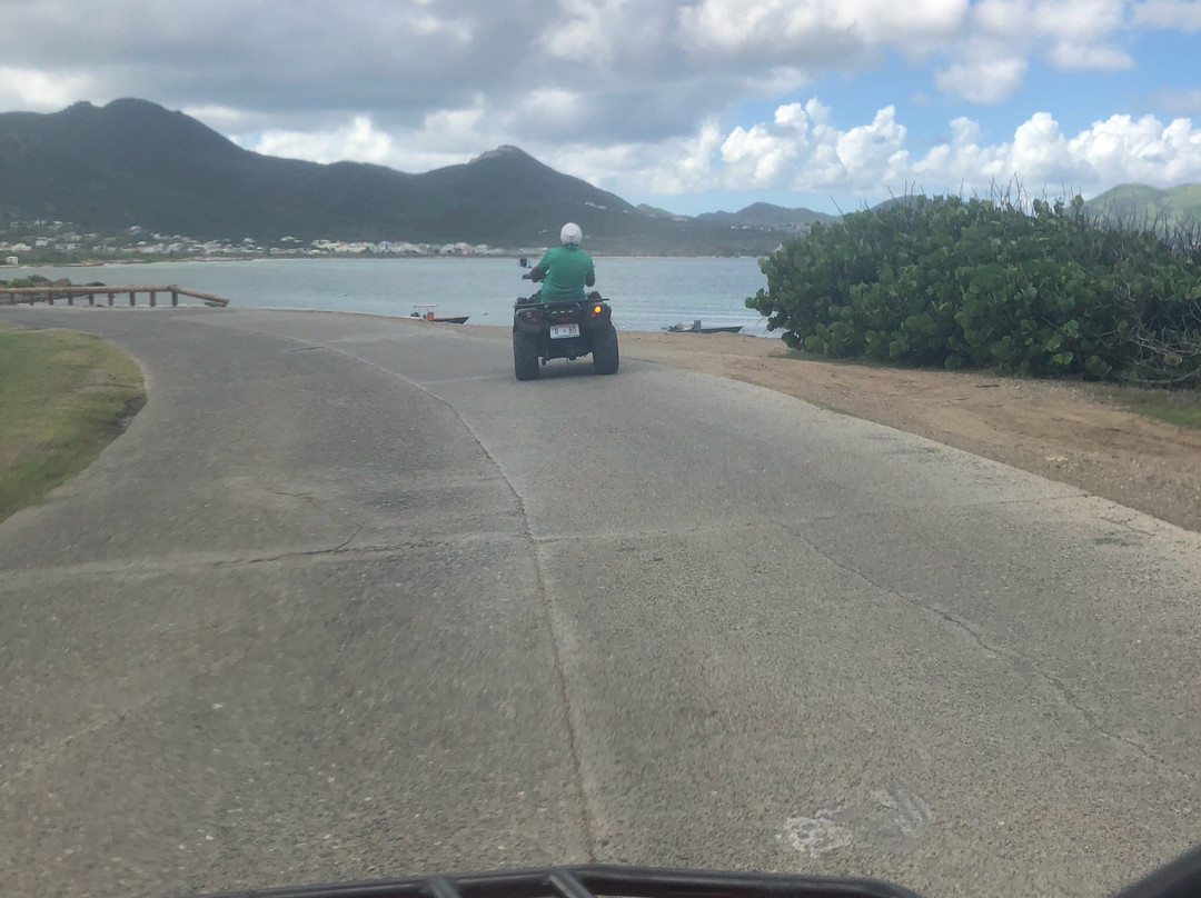 Solid ATV Scooter Rental-Pointe Blanche必去景点