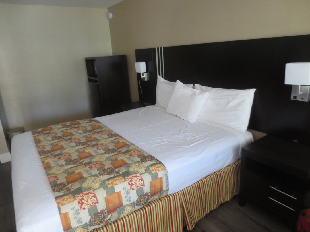 Fairview Inn And Suites