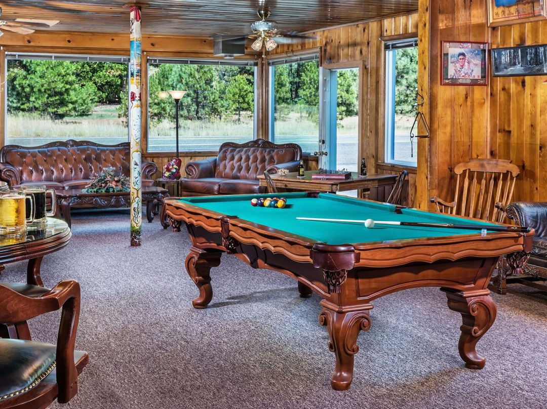 St. Bernard Lodge主图