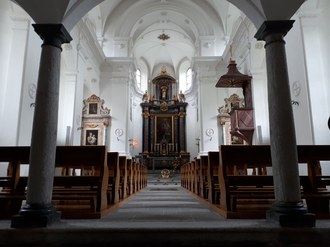 Kloster St. Ursula-布里格必去景点