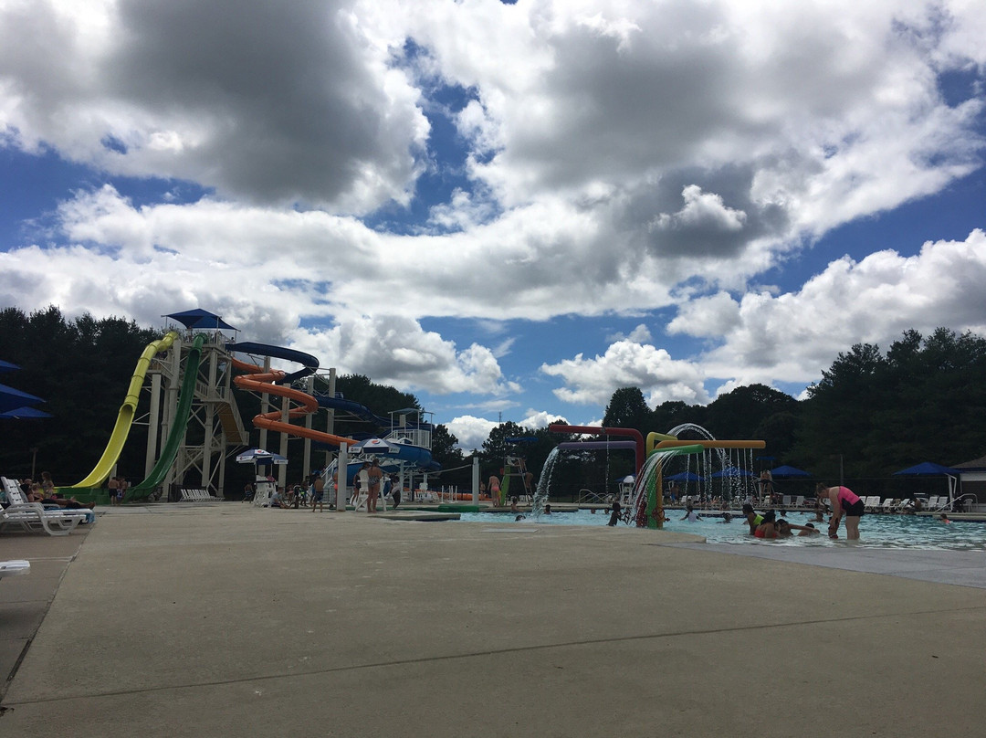 Frederica旅游景点-Killens Pond Water Park