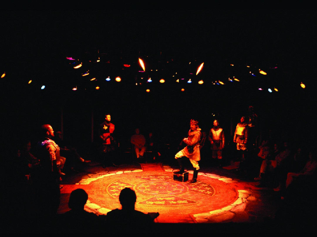 Circle Theatre of the Golden Bough景点图片
