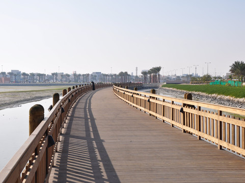 Dohat Arad Lagoon-穆哈瑞克必去景点