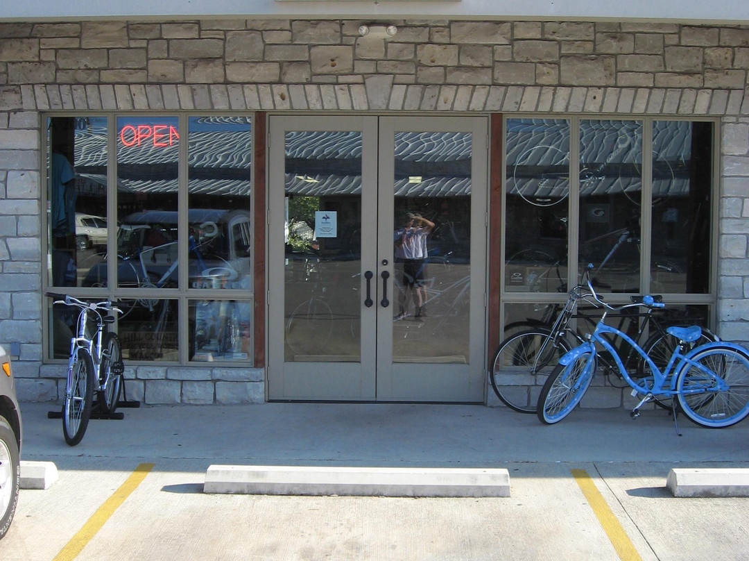 Hill Country Bicycle Works, Inc-克尔维尔必去景点