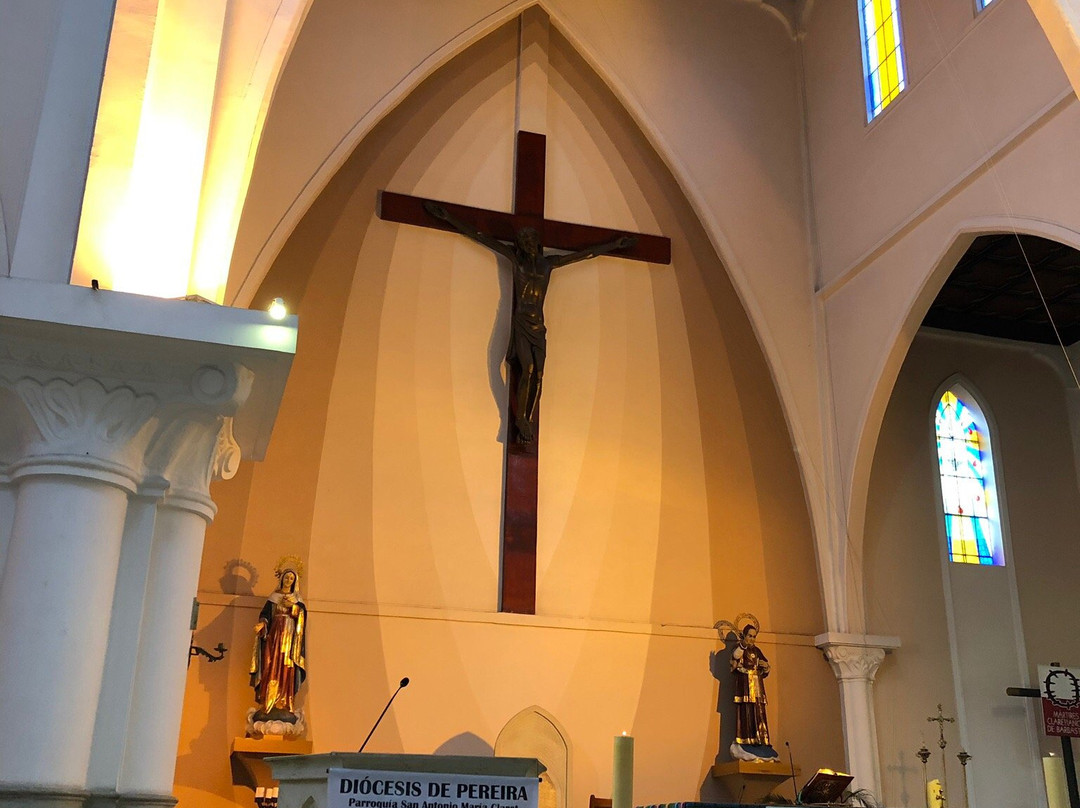 Iglesia El Claret-佩雷拉必去景点