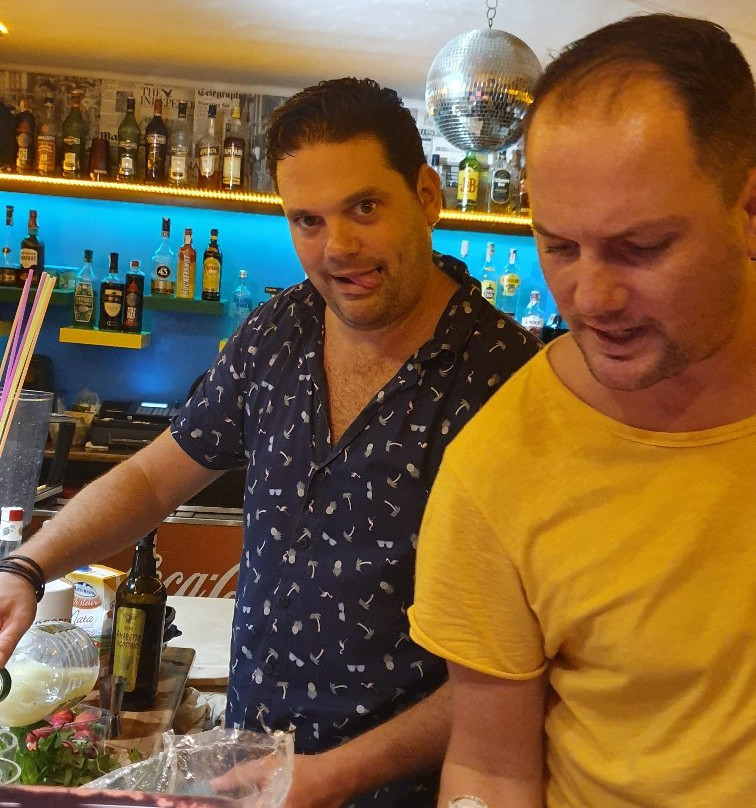 Bongos-卡拉多尔必去景点