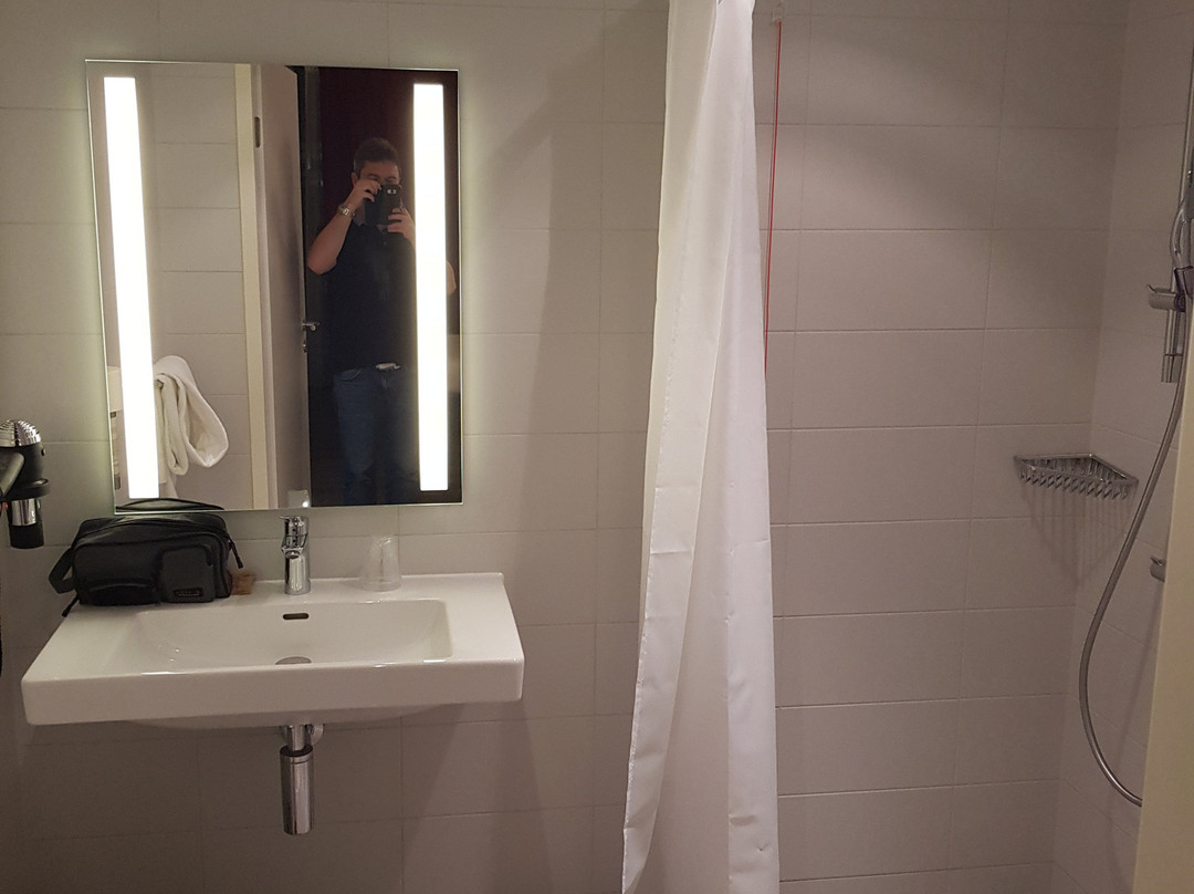 B&B Hotel Zurich East Wallisellen主图