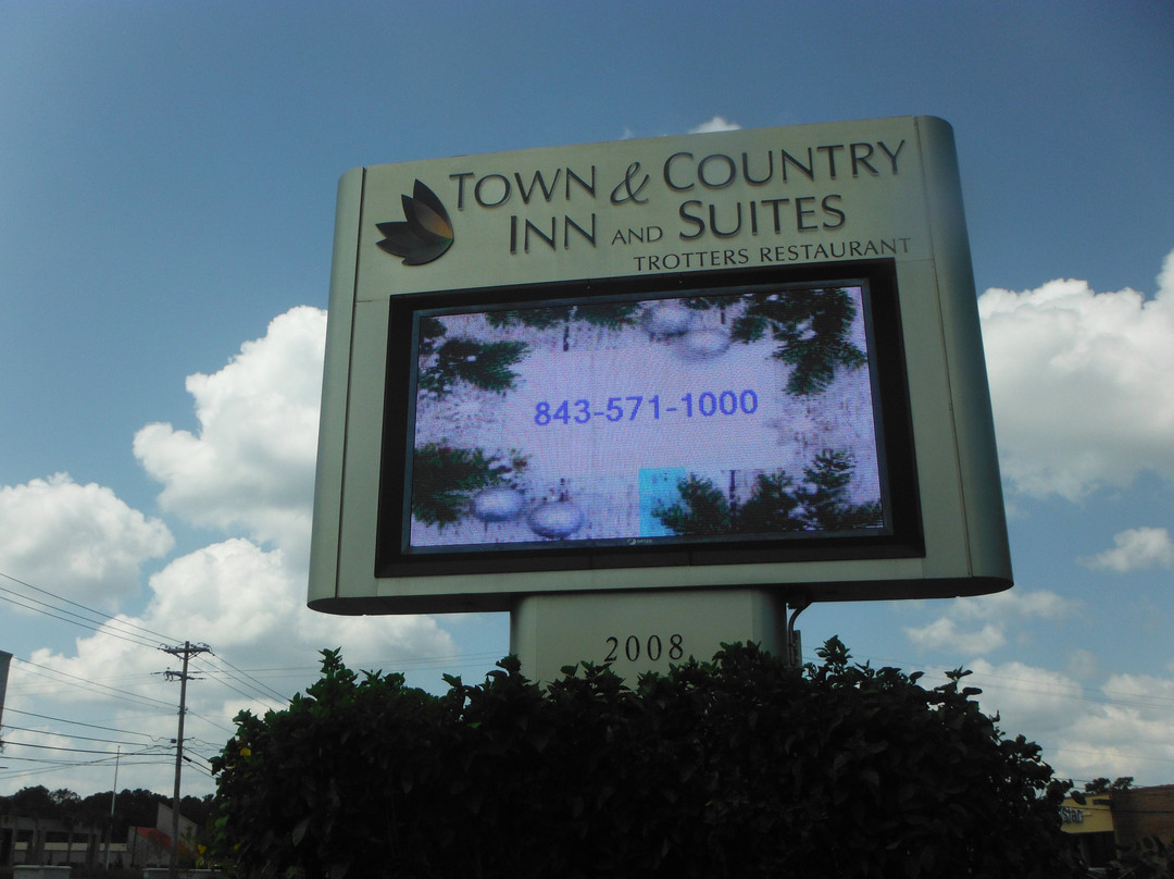 小镇乡村旅馆及套房酒店主图