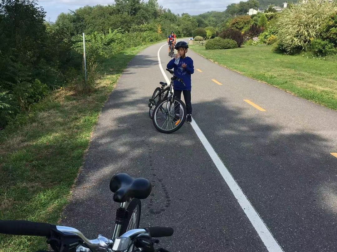 Le Velo Vert-李维斯必去景点