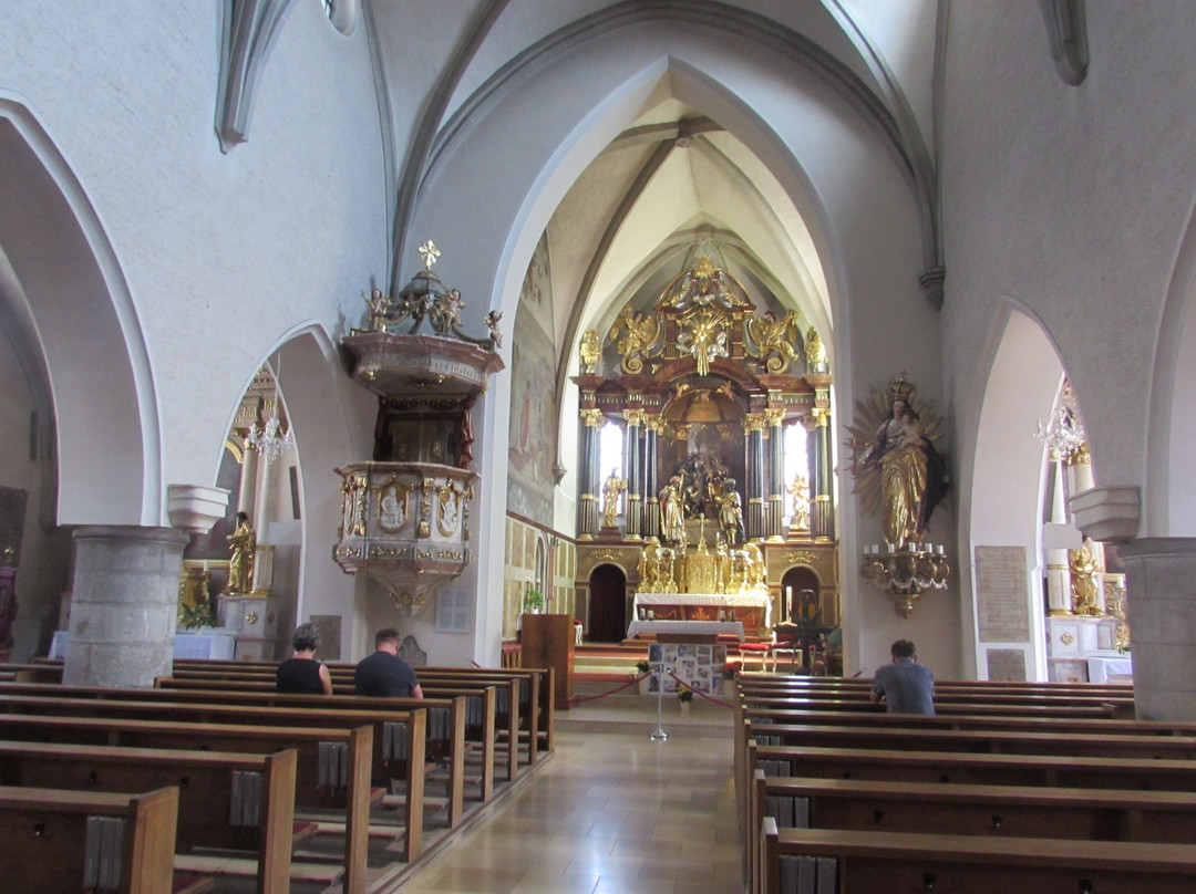 Stadtpfarrkirche Gmunden-葛姆登必去景点