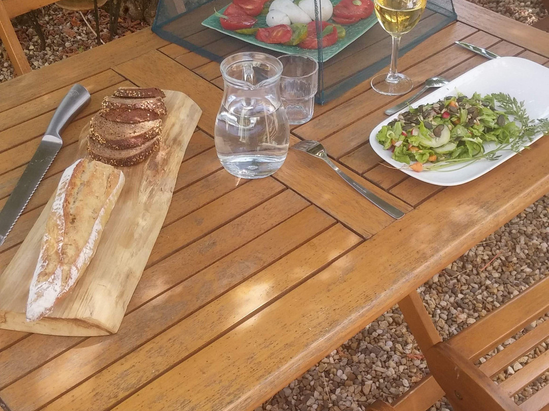 Les Vignes Reines主图