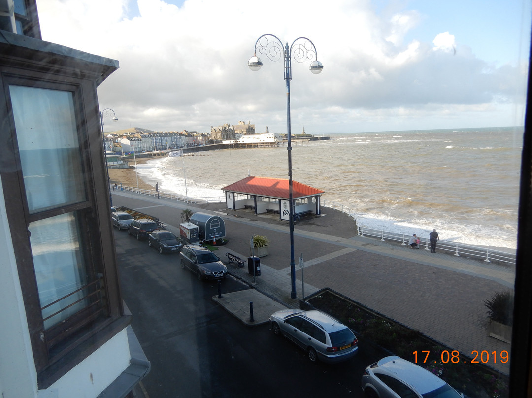 Cardigan Bay Guest House主图