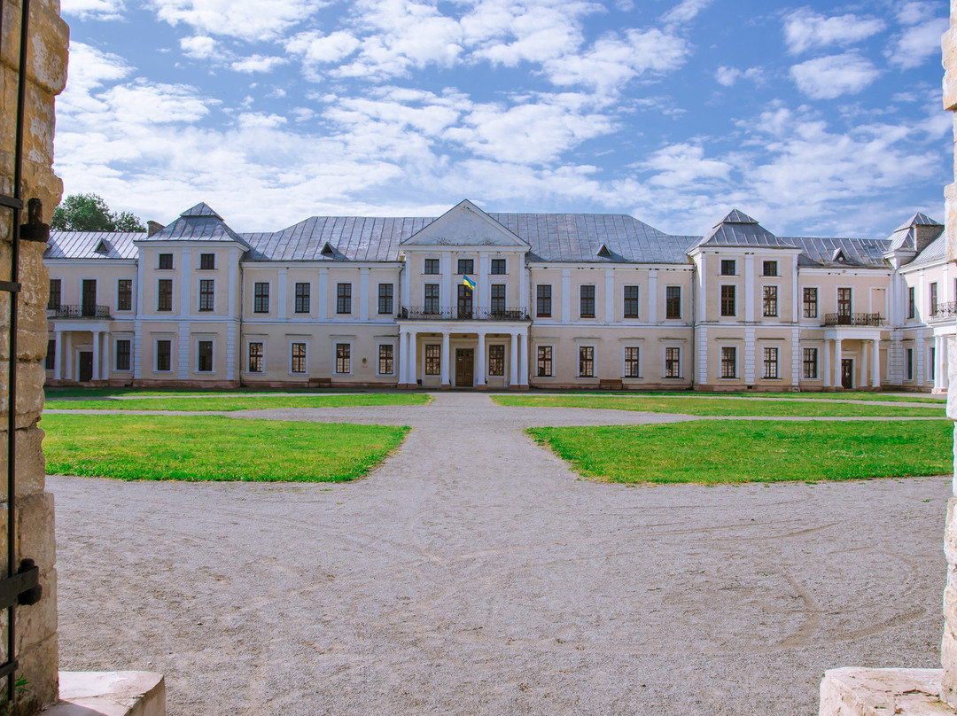 Vishnevetskikh Palace-Vishnevets必去景点