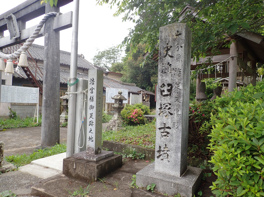 Usuki Shrine景点图片