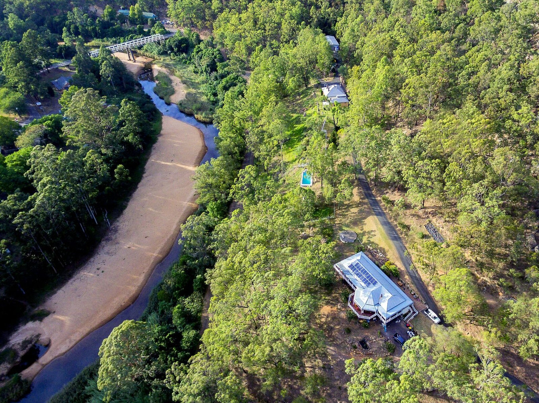 The Courthouse主图