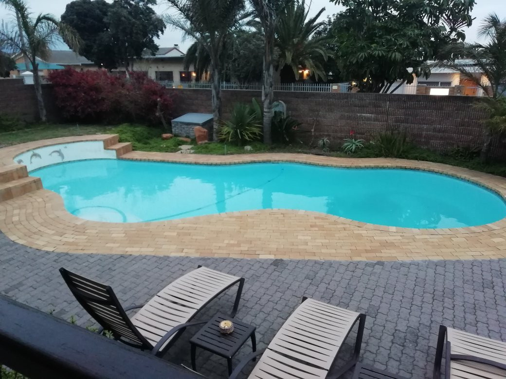 哈约什酒店主图