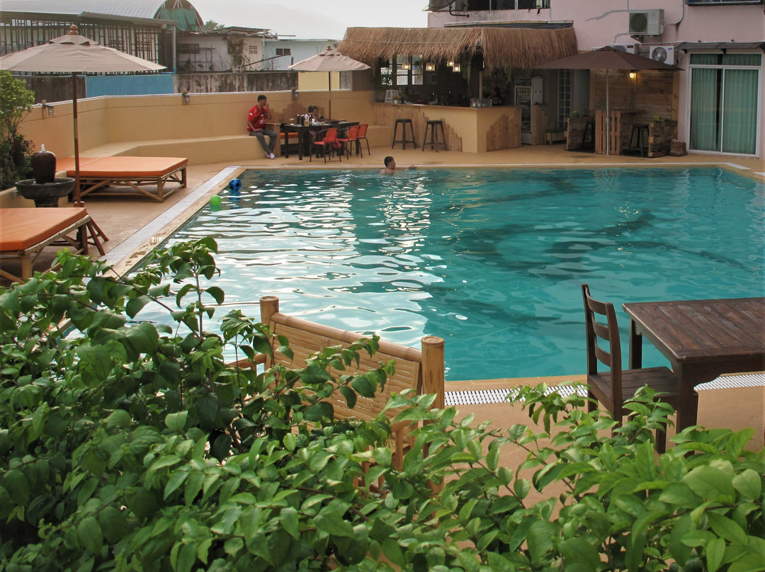 Nong Pa Khrang餐馆和美食-La Piscine