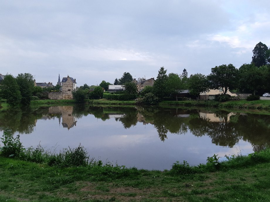 Chateau de Lassay景点图片