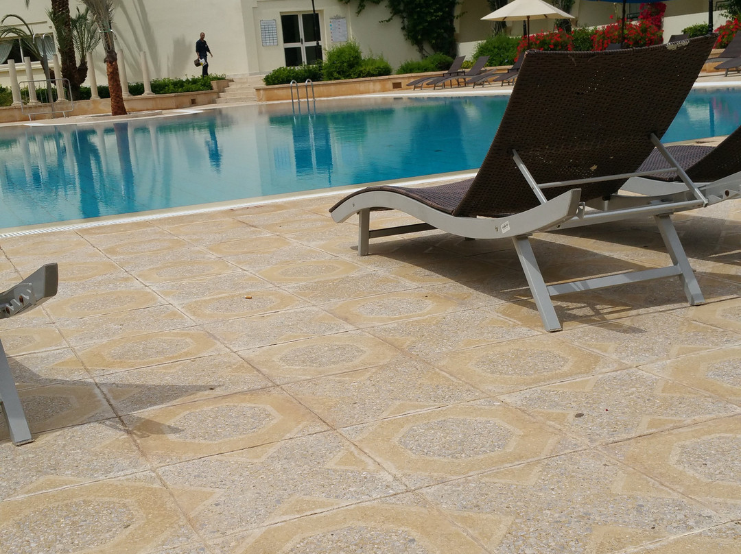 突尼斯金色郁金香迦太基酒店主图