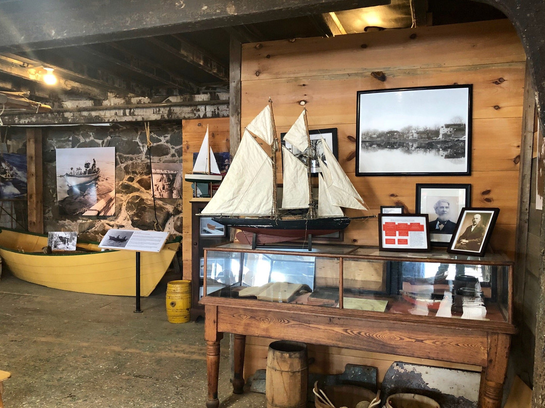 Lowell's Boat Shop景点图片