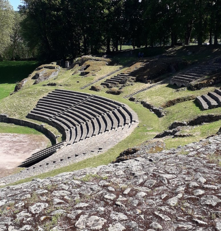 Théâtre romain d'Autun景点图片