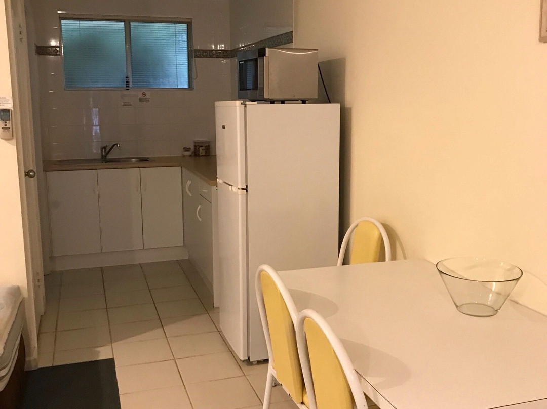 鸸鹋点汽车旅馆主图