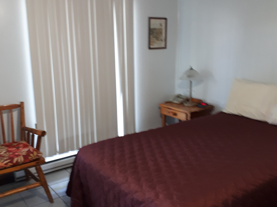 Town & Country Motel主图