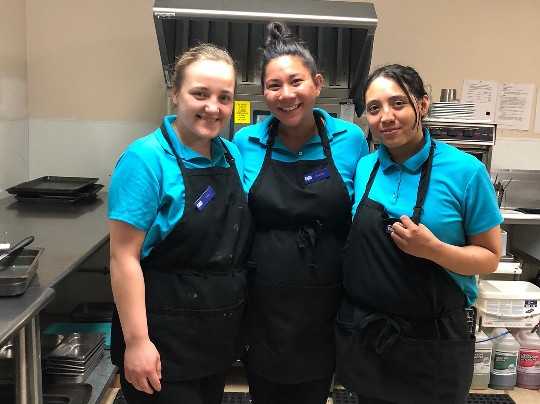 马里斯维尔智选假日酒店和套房主图