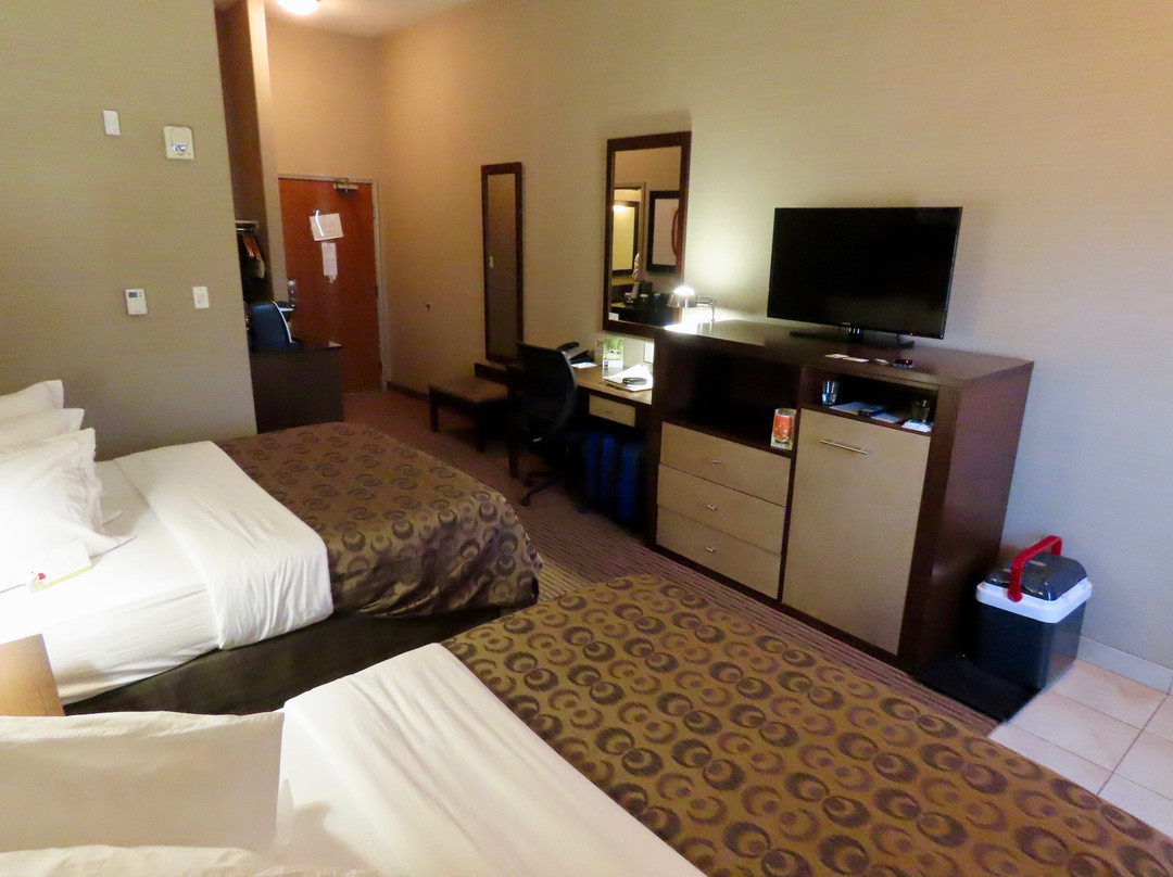 Canalta Hotel Lac La Biche主图