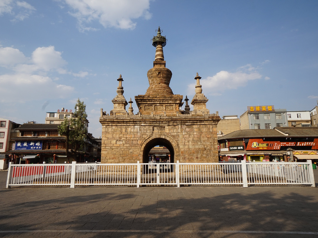 妙湛寺金刚塔-昆明市必去景点