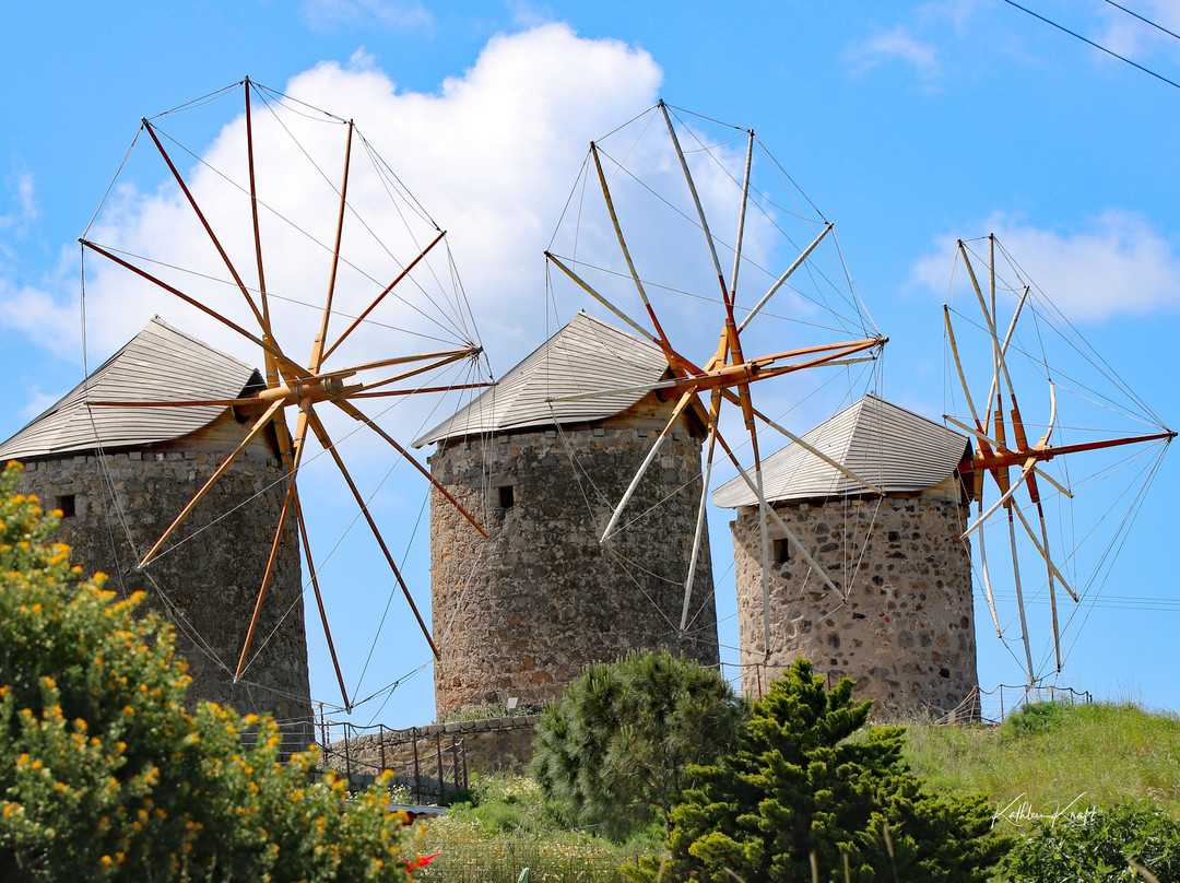 Windmills of Patmos景点图片