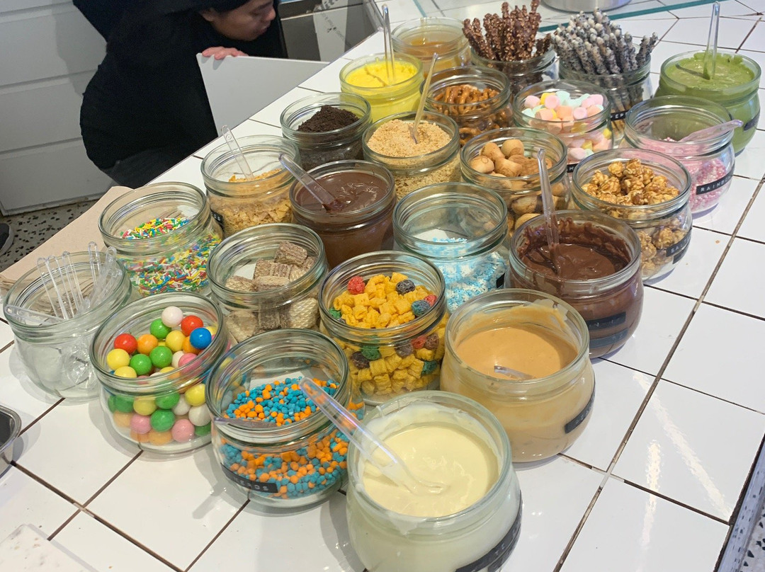 Rai餐馆和美食-Moo Milk Bar