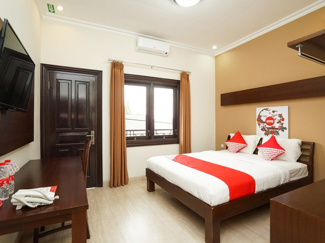 Avila Ketapan Rame Hotel主图