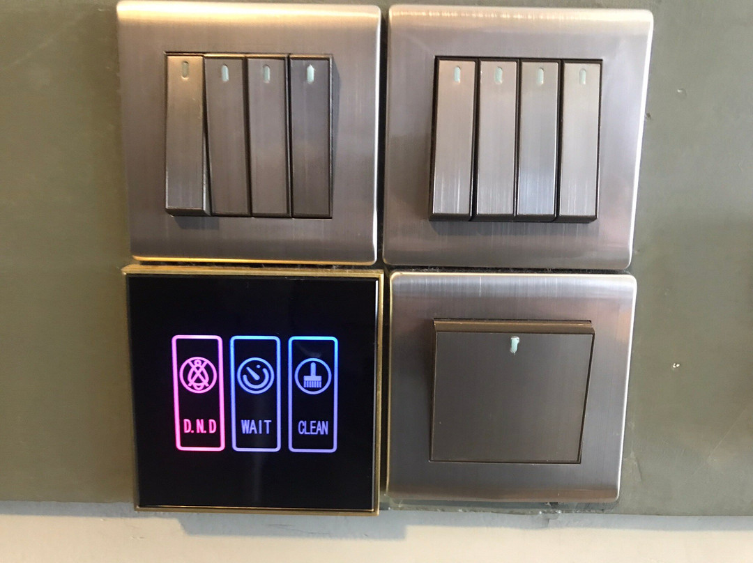 Manhattan Business Hotel主图