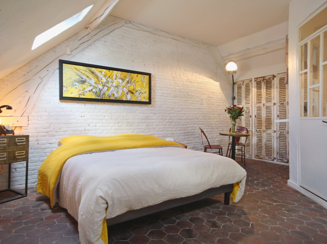 Au Vieux Cadran主图