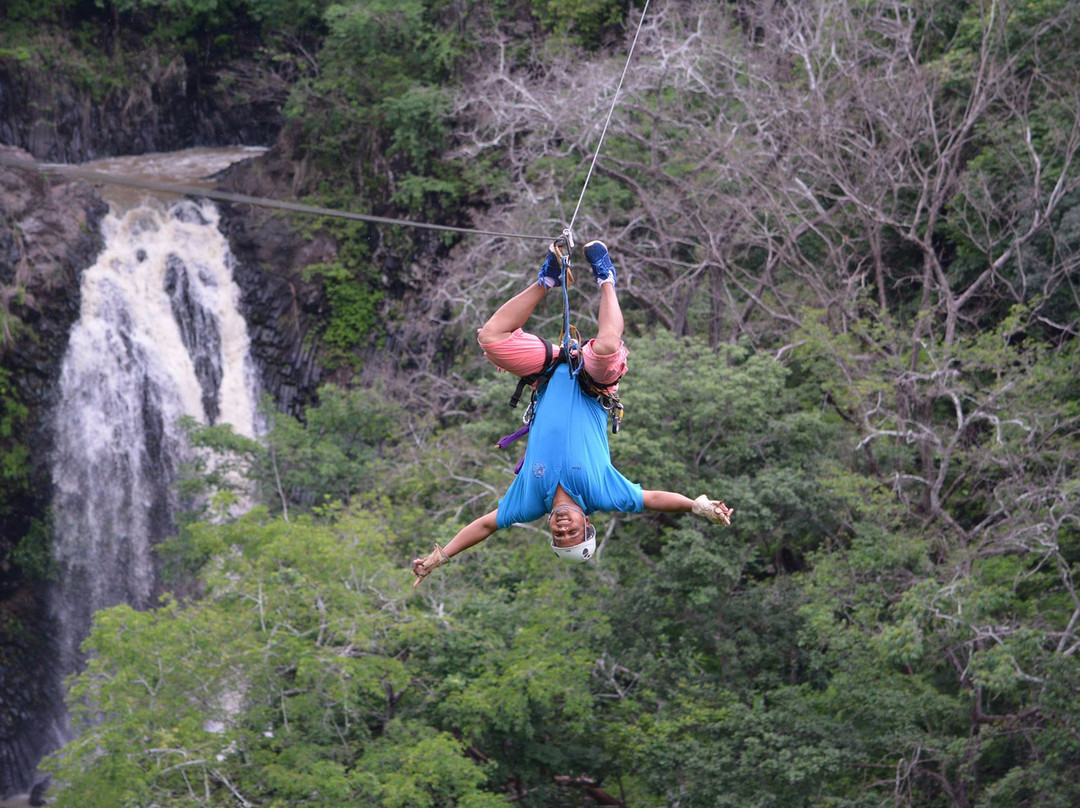 Witch's Rock Canopy Tour景点图片