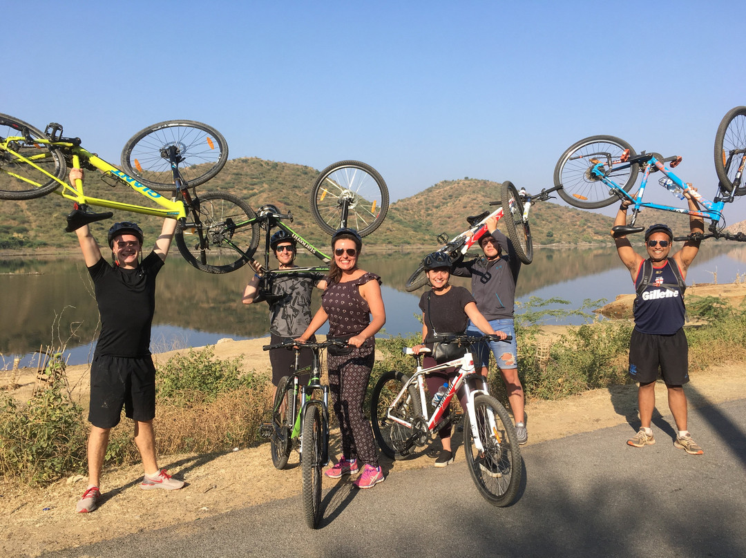 Lets Trip Cycle Tours景点图片