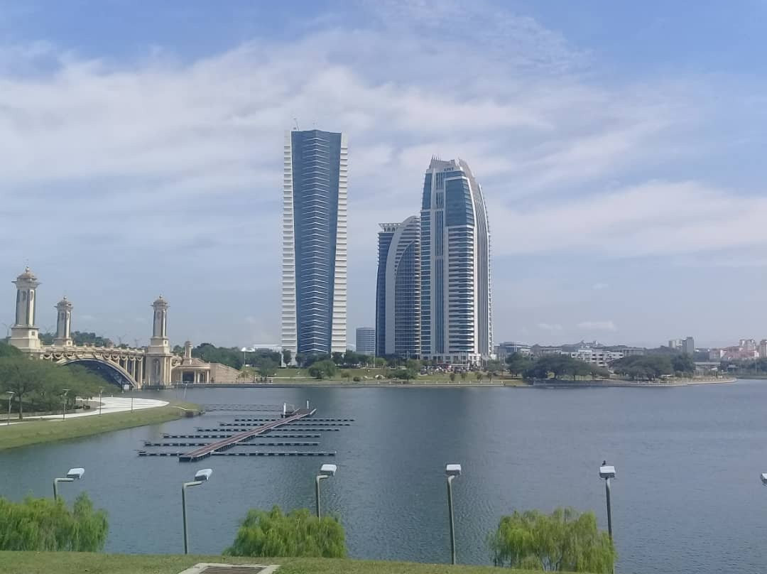 Malaysia Tour & Private Tour Transportation-吉隆坡必去景点