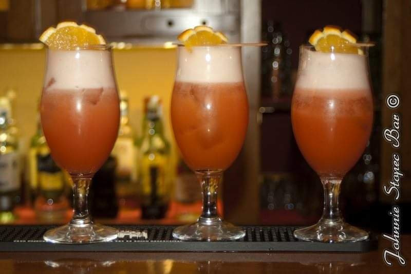 Johnnie Stopec Bar-阿尔马达必去景点